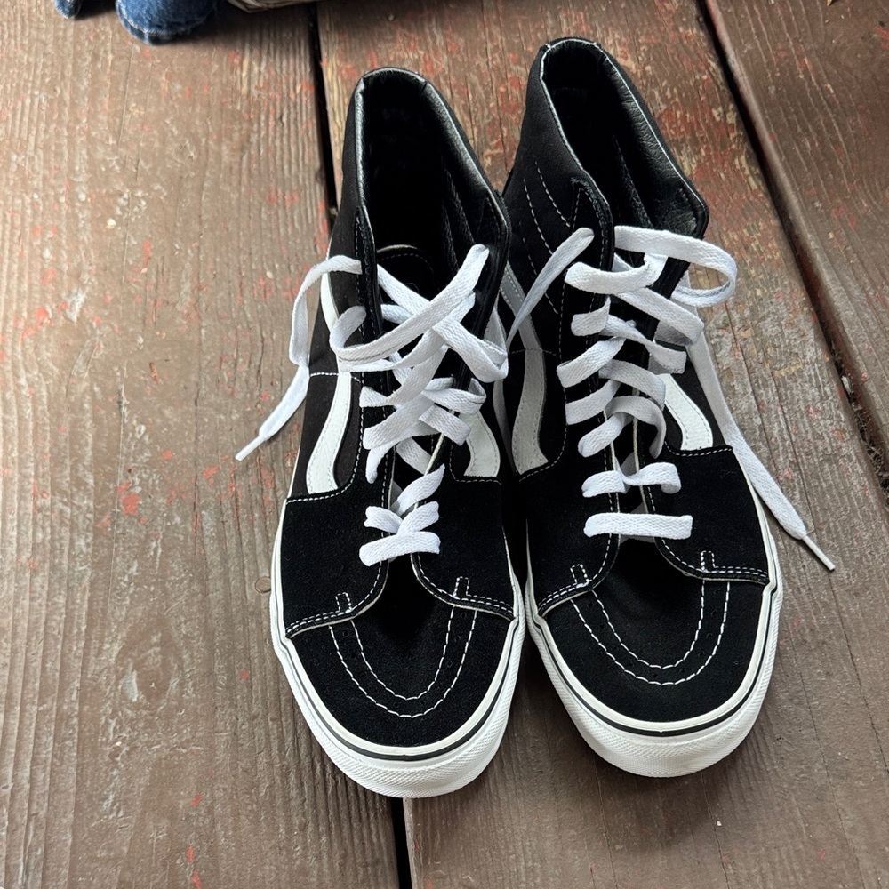 Vans Black and White High-Top Sneakers - Picture 2 of 2